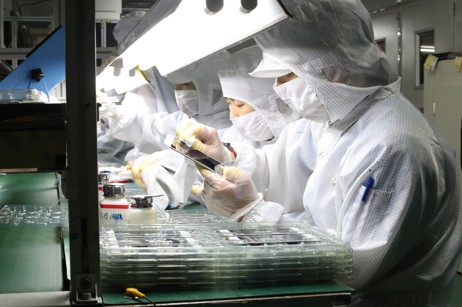 多點(diǎn)觸摸屏價(jià)格，批量生產(chǎn)價(jià)格貴嗎？