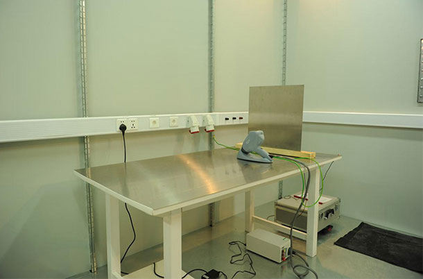 靜電對液晶屏幕 lcd的造成影響有哪些？