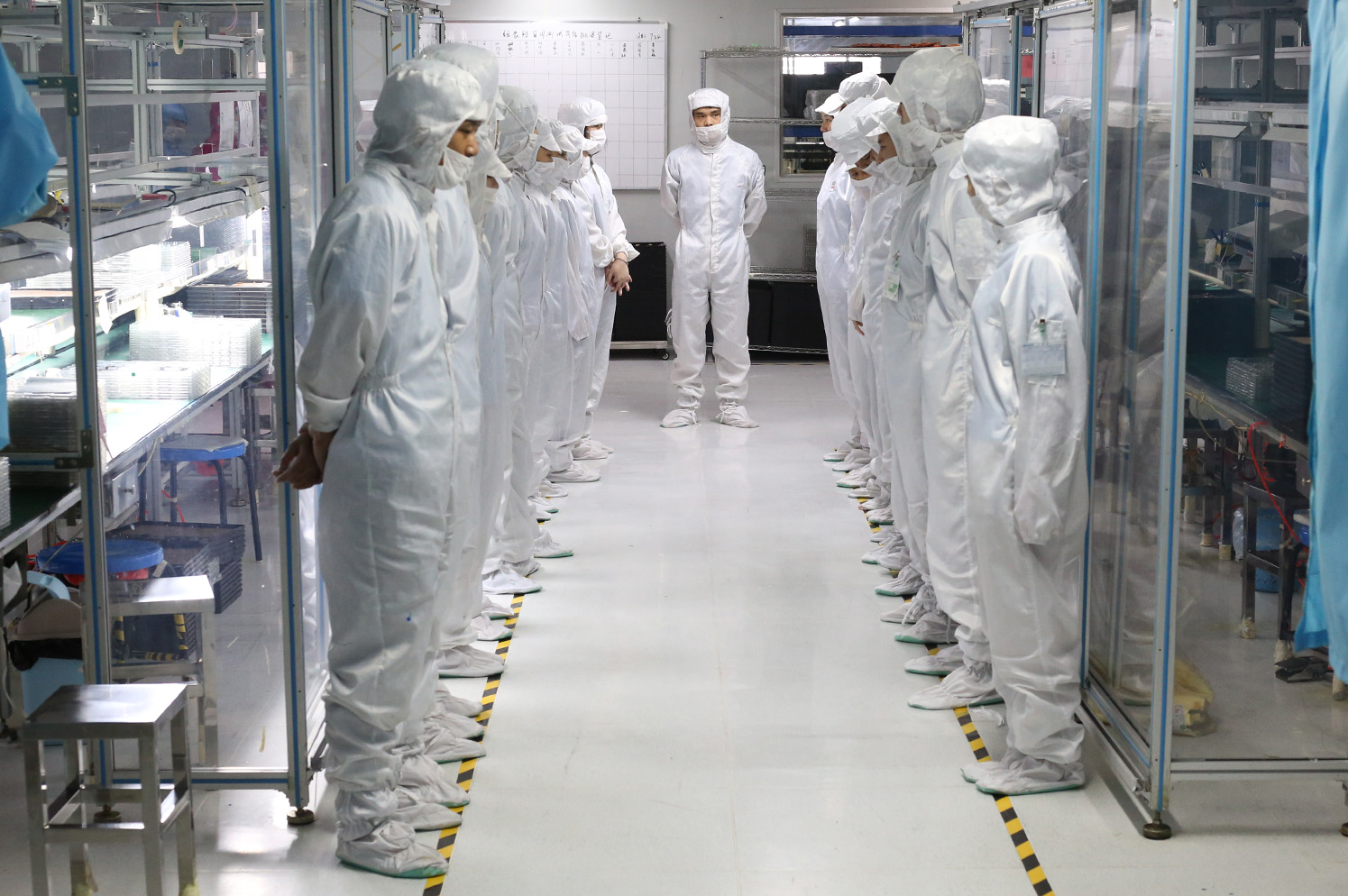 lcm液晶顯示屏廠家哪些崗位起到關(guān)鍵性的作用？