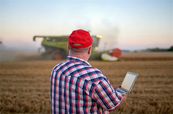 農(nóng)機觸摸屏應用 農(nóng)機觸摸屏應用